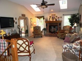 509 S Stoney Point, Wichita, KS 67209