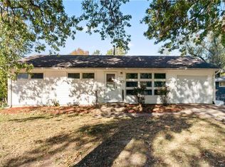 308 Lacy Ln, Belton, MO 64012