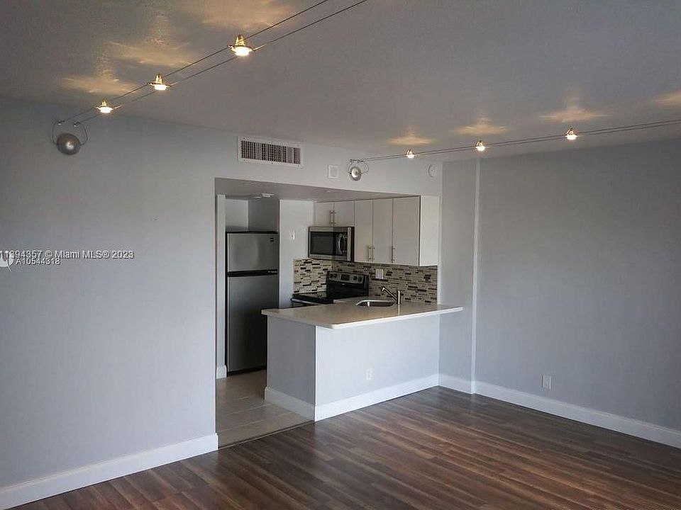 1st image of 2900 NE 30th St #C-4
