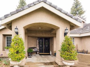 7508 Live Oak Way, Bakersfield, CA 93308