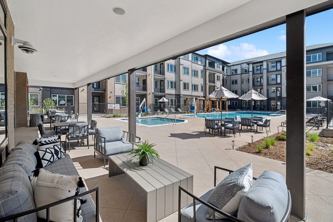 Ascend at Pena Station apartments community photo