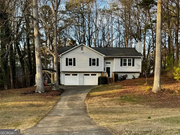 391 Walnut Dr, Woodstock, GA 30189