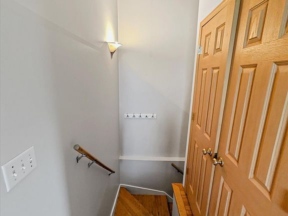 3rd image of 2915 W Jackson Blvd APT 3
