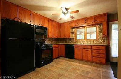 2nd image of 3104 Woodland Rd