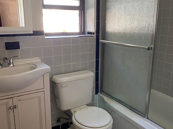 2nd image of 685 Conklin St APT 2