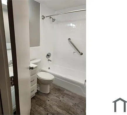 2 bed, 719 sqft, $2,500 — Photo 1