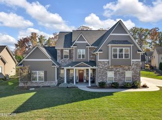 12324 Blacksburg Ln, Knoxville, TN 37922