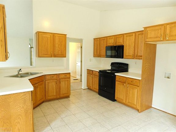 2nd image of 18256 Blue Island Ct