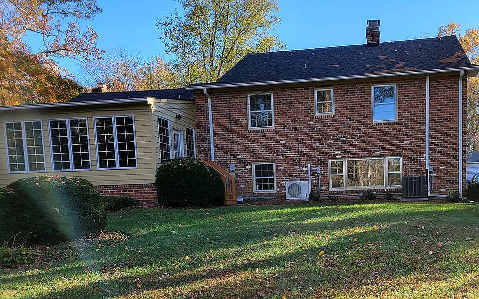 2nd image of 8240 Halstead Rd
