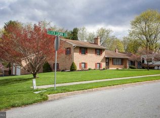 90 Silver Crown Dr, Mechanicsburg, PA 17050