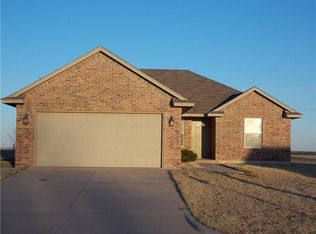 1409 Mallard Way, Cordell, OK 73632