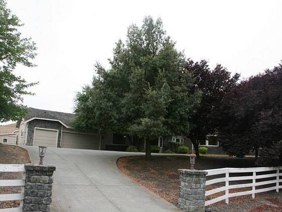 1st image of 47 Hidden Hills Pl