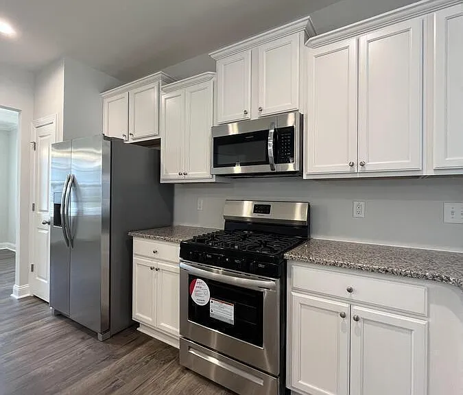 112 Wicklow Ct — Photo 6
