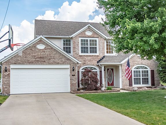 2nd image of 10743 Chestnut Heath Ct