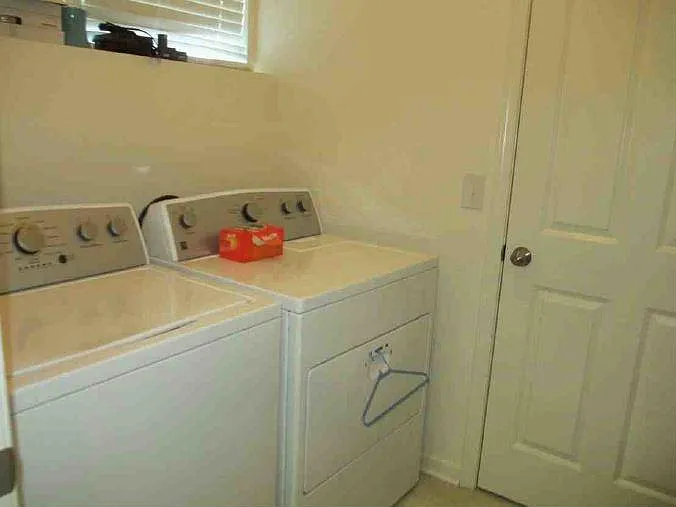 6031 Bluestone Way — Photo 33