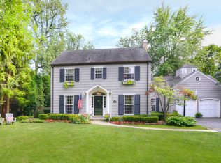 1186 Spruce St, Winnetka, IL 60093