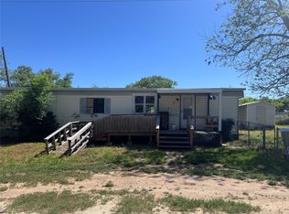 701 Avenue G, Blanket, TX 76432