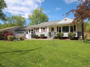 34 Donald Ln, Ossining, NY 10562