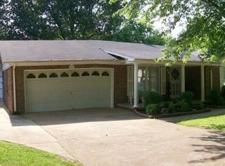 1231 N 28th Ave, Humboldt, TN 38343
