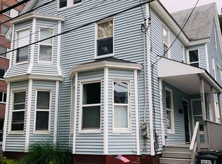 26 Charter St, Newburyport, MA 01950
