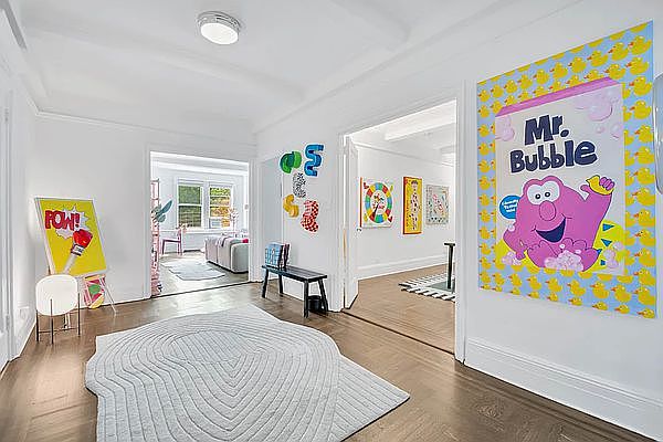 1st image of 25 W 81st St #3B