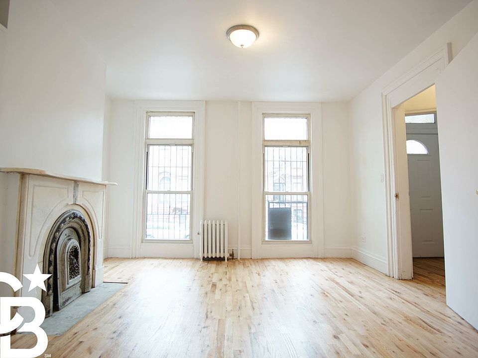 1st image of 247 Clifton Pl #1