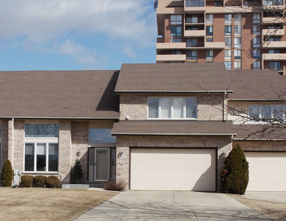 1st image of 349 Saint Andrews Dr
