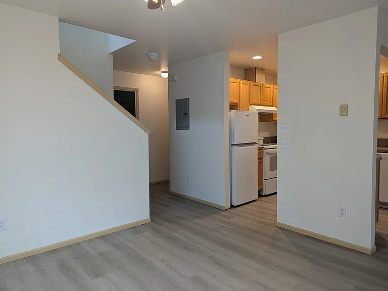 1017 Greenview Ave SW #104 — Photo 12