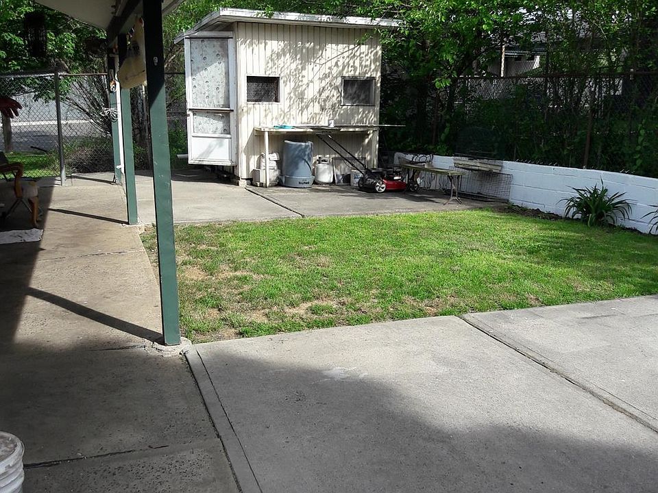 2nd image of 291 Meinzer St