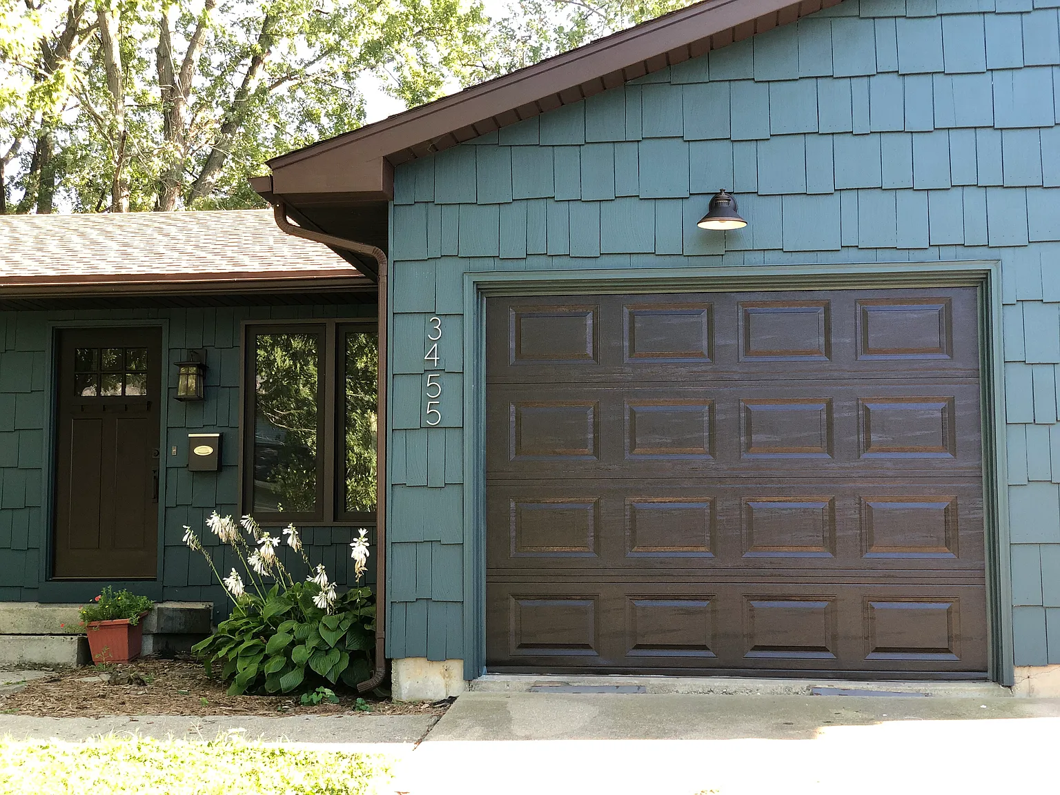 3455 Fontenac Court — Photo 2