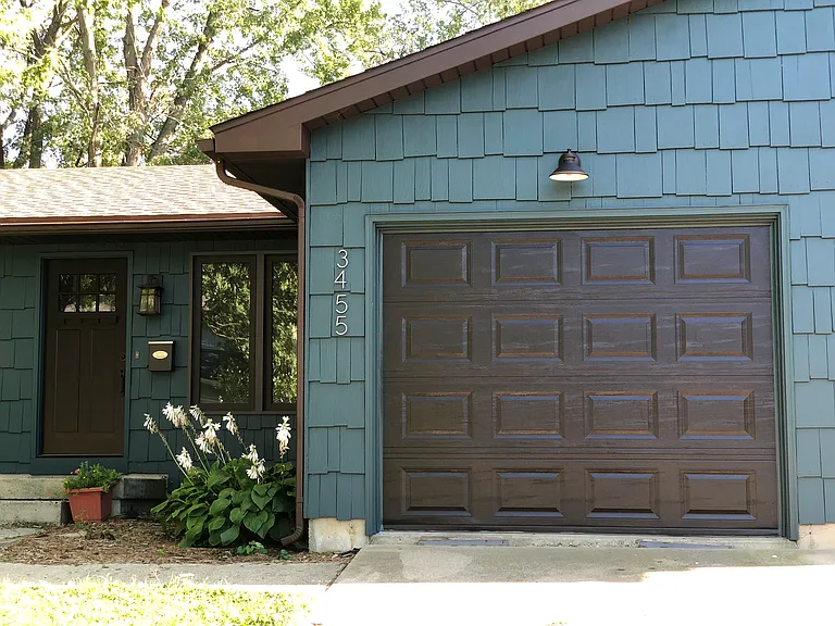 3455 Fontenac Ct — Photo 2