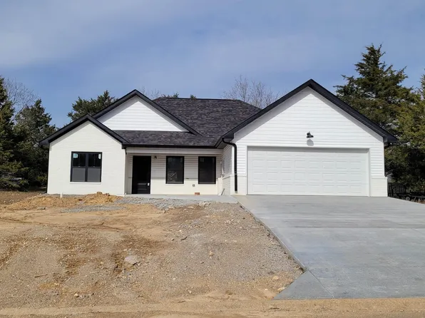 132 Winterview Dr, Bull Shoals, AR 72619