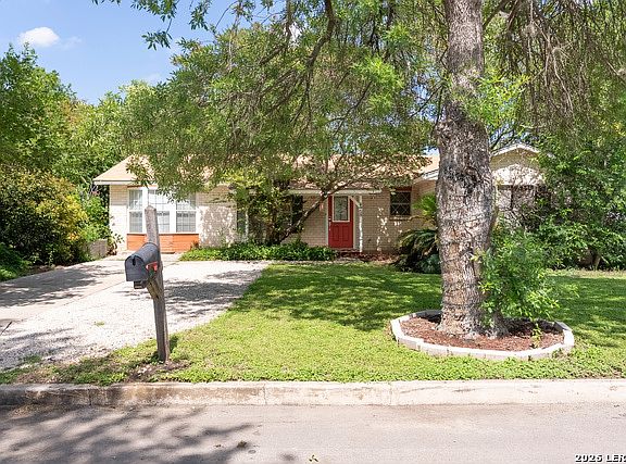 3rd image of 8402 Cimarron Dr