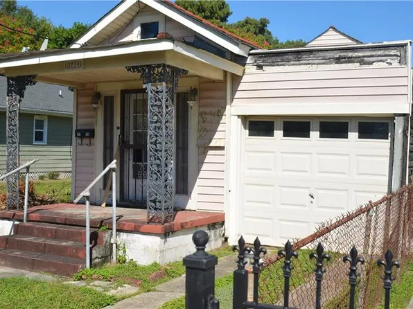 2739 Jonquil St, New Orleans, LA 70122
