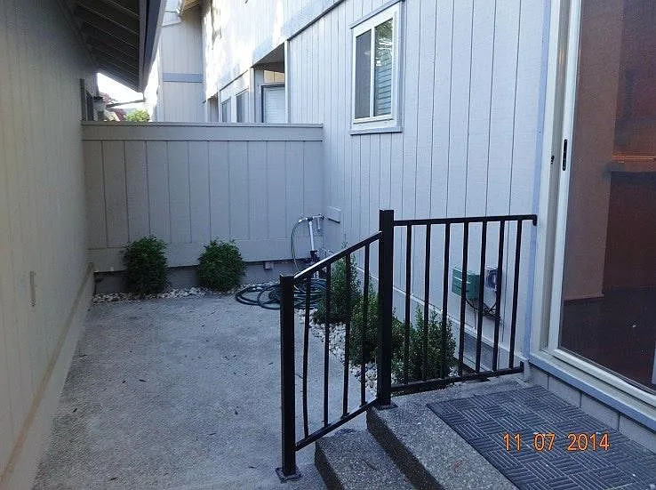 8126 Briar Ridge Ln — Photo 20