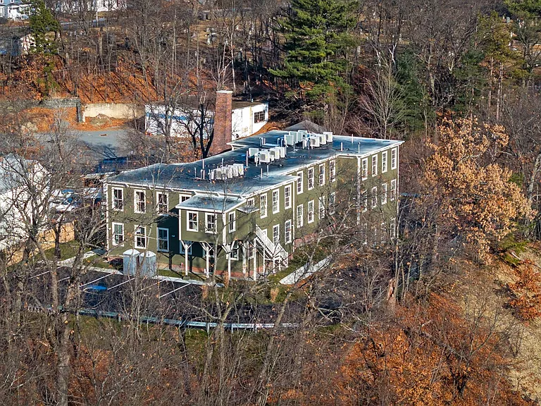 34 Tremaine St — Photo 12