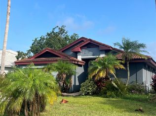 11 Coconut Ct, Palm Coast, FL 32137