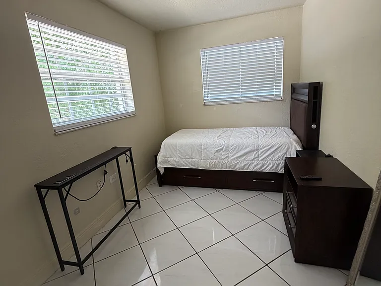 107 Rock Harbor Dr — Photo 14