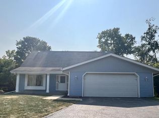 3931 S 106th St, Greenfield, WI 53228