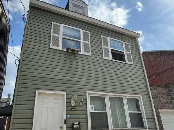 1916 Larkins Way, Pittsburgh, PA 15203