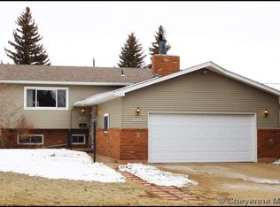 633 Hirst St, Cheyenne, WY 82009