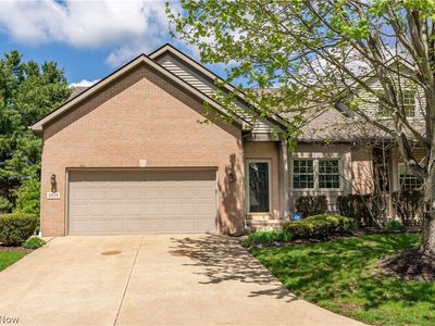 2939 Halwyck Cir NW, North Canton, OH, 44720