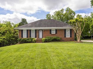226 Waverly Way, Burlington, NC 27215