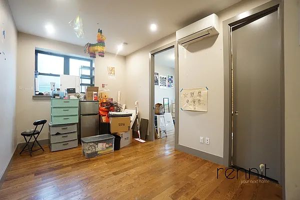 Rented by Rennit Inc. | media 6