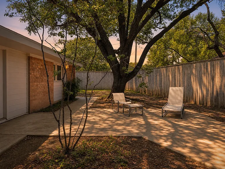 3401 Hanover Ln — Photo 21