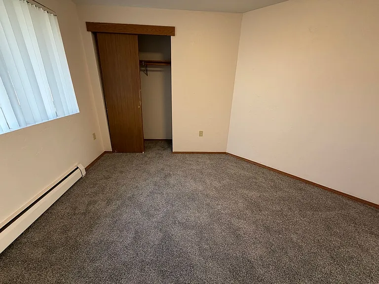 2717 Humboldt Rd — Photo 40