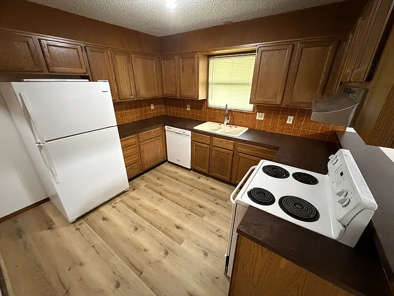 536 N Rutgers St — Photo 6