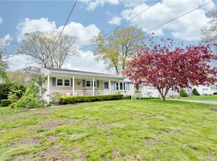 9 Marshall Rd, Enfield, CT 06082