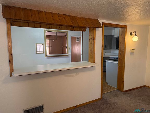 4th image of 868 Highland Dr