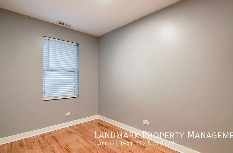 2038 W 21st St #1 — Photo 7